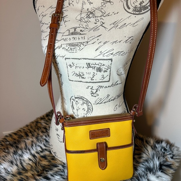 Dooney & Bourke Pebble Grain Crossbody Women's Bag in Marigold color. - Picture 8 of 8